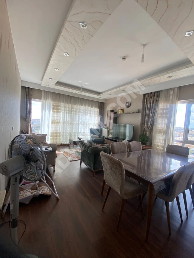 Urgent apartment for sale in Nida Park zumurut complex in Basaksehir