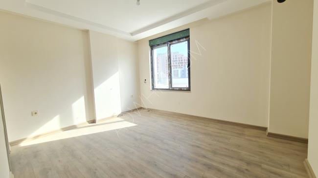 شقة جديدة للبيع في منطقة التنتاش جاهزة للسكن