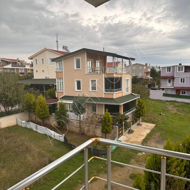 A distinctive 3-story villa with sea views in Tekirdag