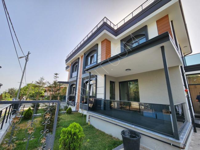 Two villas for sale in the area of Büyükçekmece, Sinanoba neighborhood