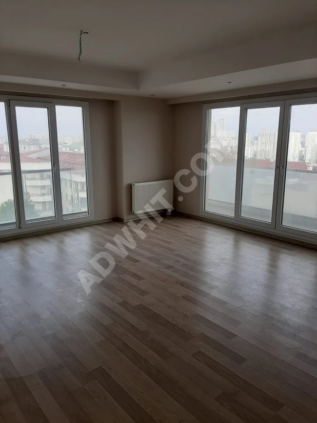 A 2+1 apartment within the EBRULİ ISPARTAKULE complex