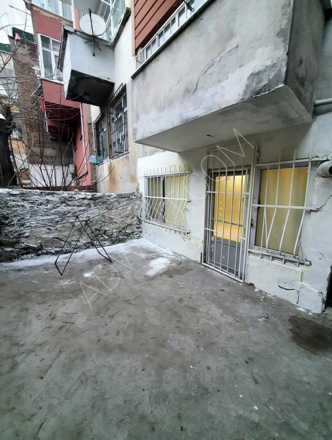 A furnished one-bedroom apartment in Fatih Fawzi Pasha near Al-Fatih Mosque