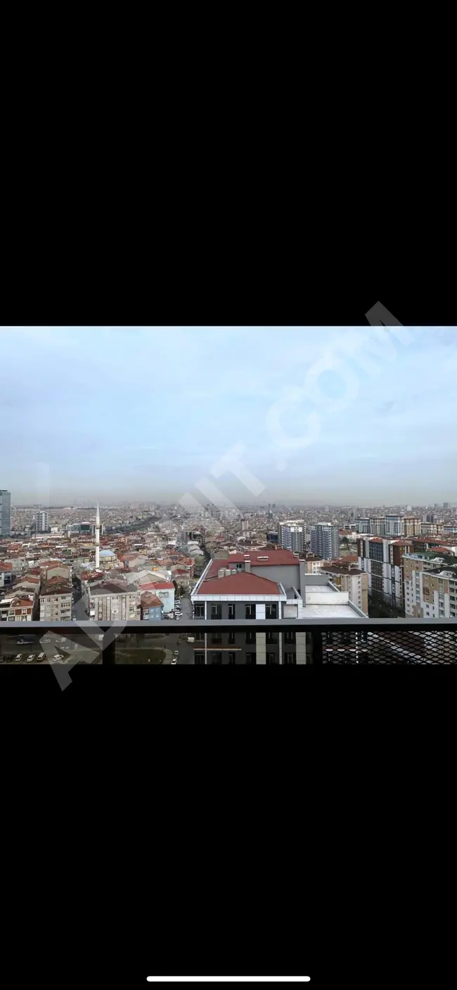 Mahmutbey Meydanı Luxera sitesi içerisinde satılık 2+1 daire