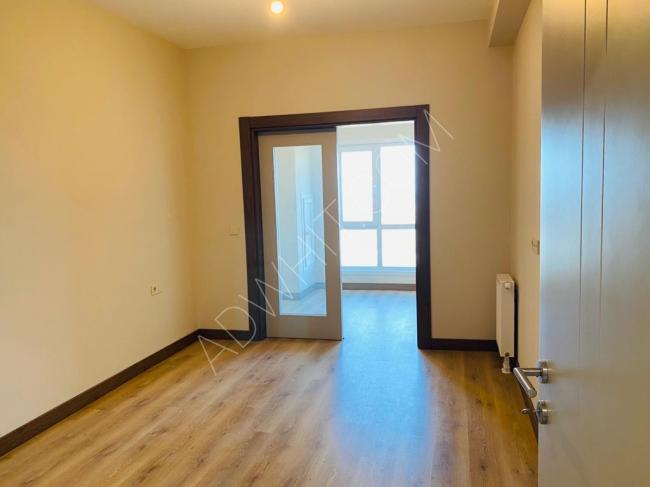 1+1 apartment for rent in Bahcesehir