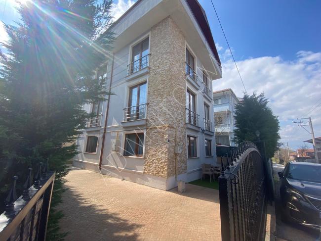 A villa in Sakarya state with four floors 3+4