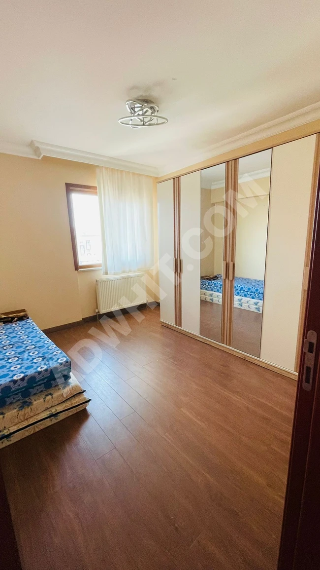 Esenyurt , Cumhuriyet mahallesinde yıllık kiralık şık bir daire