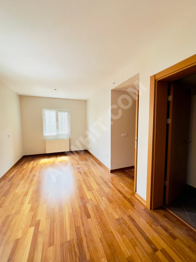 An empty apartment for annual rent/ within a full-service complex ✅