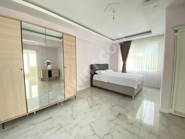 Kiralık göl manzaralı villa