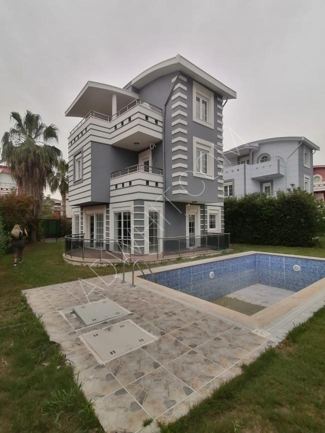 Antalya, Belek'te Acil satılık villa