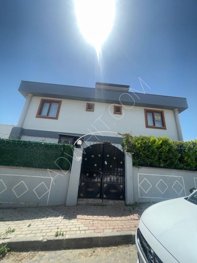 For sale, a 4+1 villa consisting of 4 floors with a private parking space under the villa