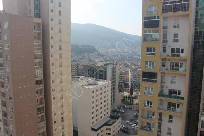 Bursa'nın merkezindeki Toki sitesi içerisinde bir daire