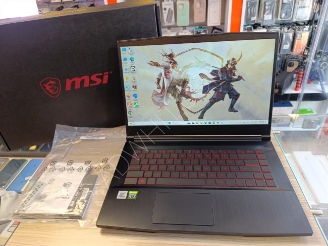 MSI GF63 THIN 10UC Laptop