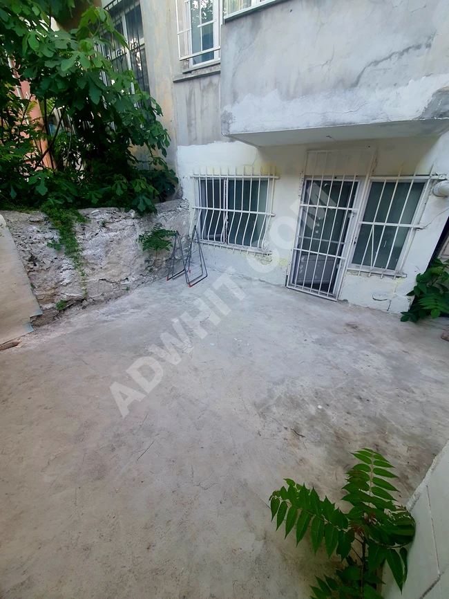 A furnished one-bedroom apartment in Fatih Fawzi Pasha near Al-Fatih Mosque