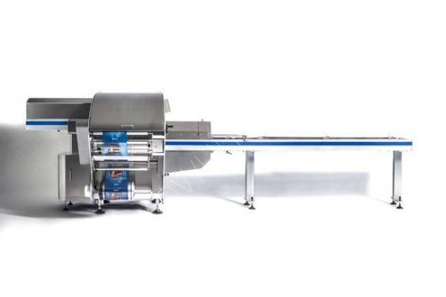 Automatic machine for wrapping film, 75 packages per minute