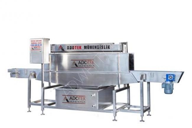 Automatic machine model ADK-319 for filling glass jars with pickles