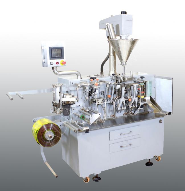 Horizontal powder filling and packaging machine with a speed of 120 units per minute