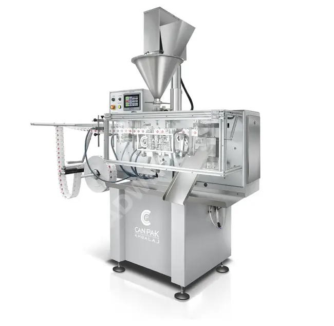 Powder and granule packing machine with a speed of 80 packets per minute