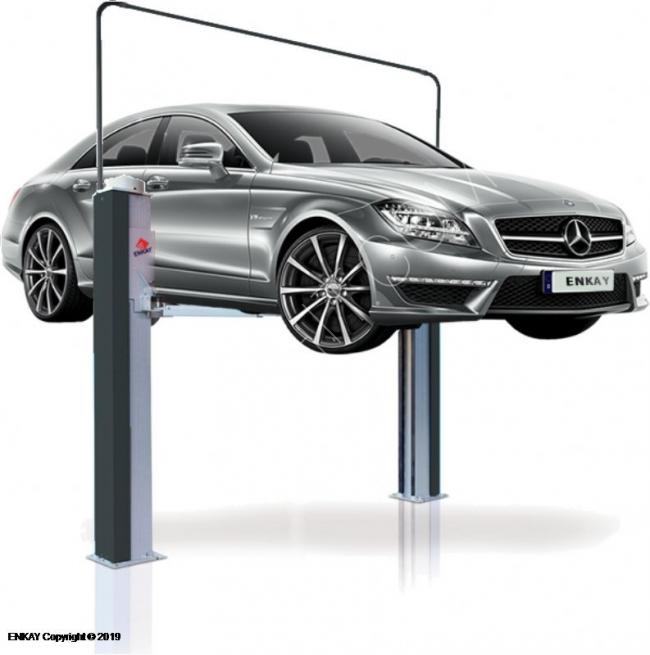 Smart two-post car lift with a capacity of 3500 kg