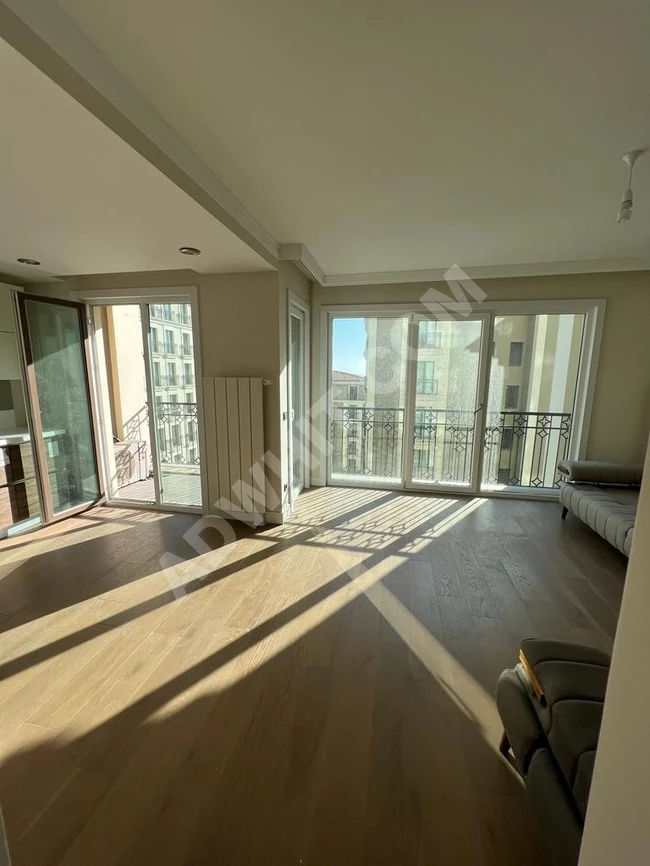 Deniz İstanbul sitesi içerisinde 2+1 lüks daire