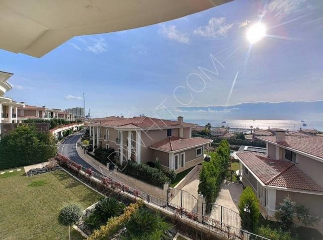 A luxurious apartment in Deniz Istanbul complex 2+1