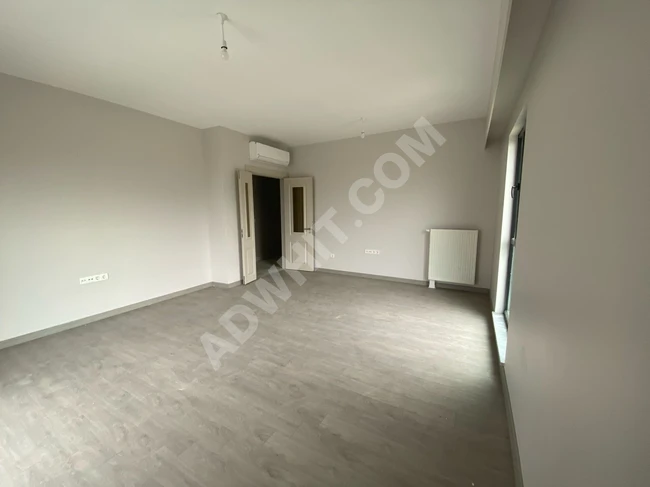 For sale: Eurasia Kayaşehir complex, 2+1 empty apartment