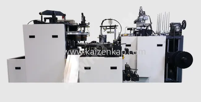 A machine for forming pasta and shawarma cardboard boxes