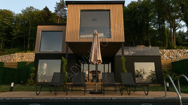 A 3+1 villa overlooking the lake inside Sapanca Forest