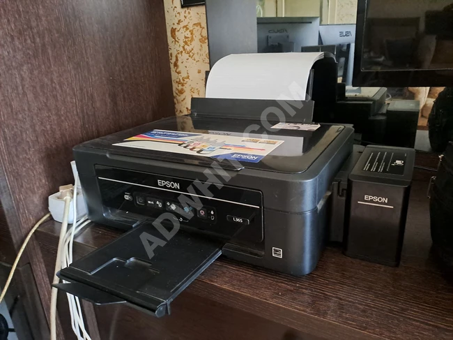 Epson L365 mürekkep tankı sistemine sahip yazıcı