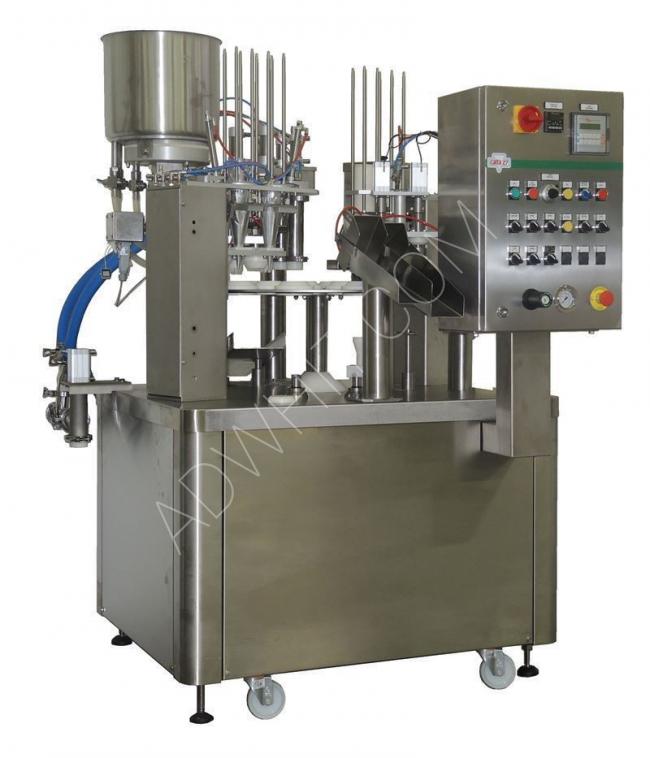 Rotary ice cream filling machine with a capacity of 6000 units per hour
