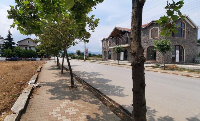 Commercial land for investment in the most prestigious municipality location in Yalova