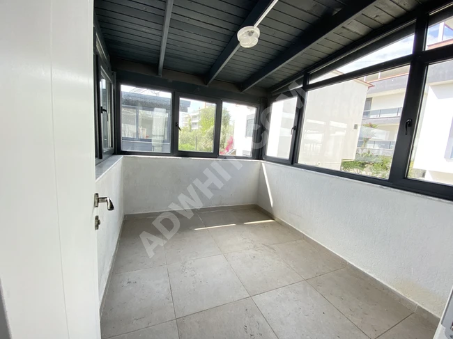 3+1 villa with sea view for sale in Izmir, Urkmez area