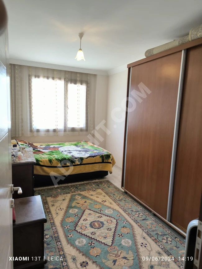 2+1 apartment for sale in the center of Ürkmez Market