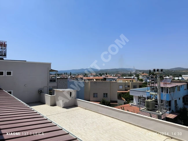 2+1 apartment for sale in the center of Ürkmez Market