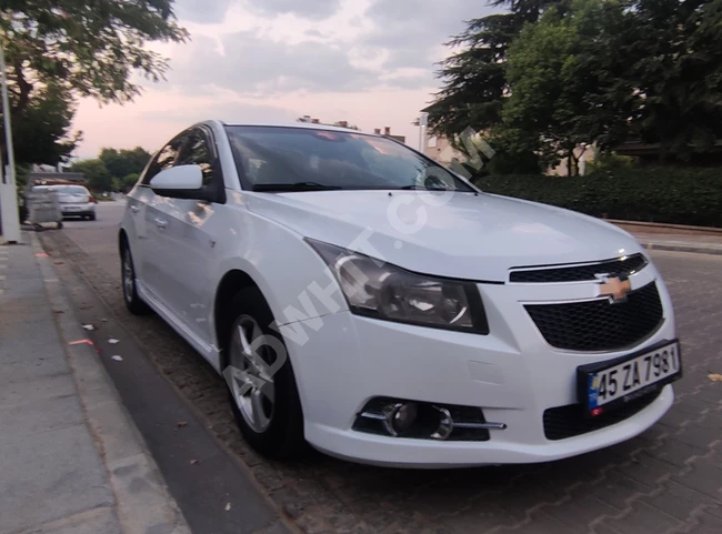 Chevrolet Cruze for sale by an employee