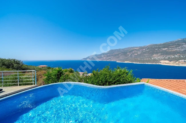 Luxury villa 3+1 with sea view in Kaş: A comfortable holiday opportunity