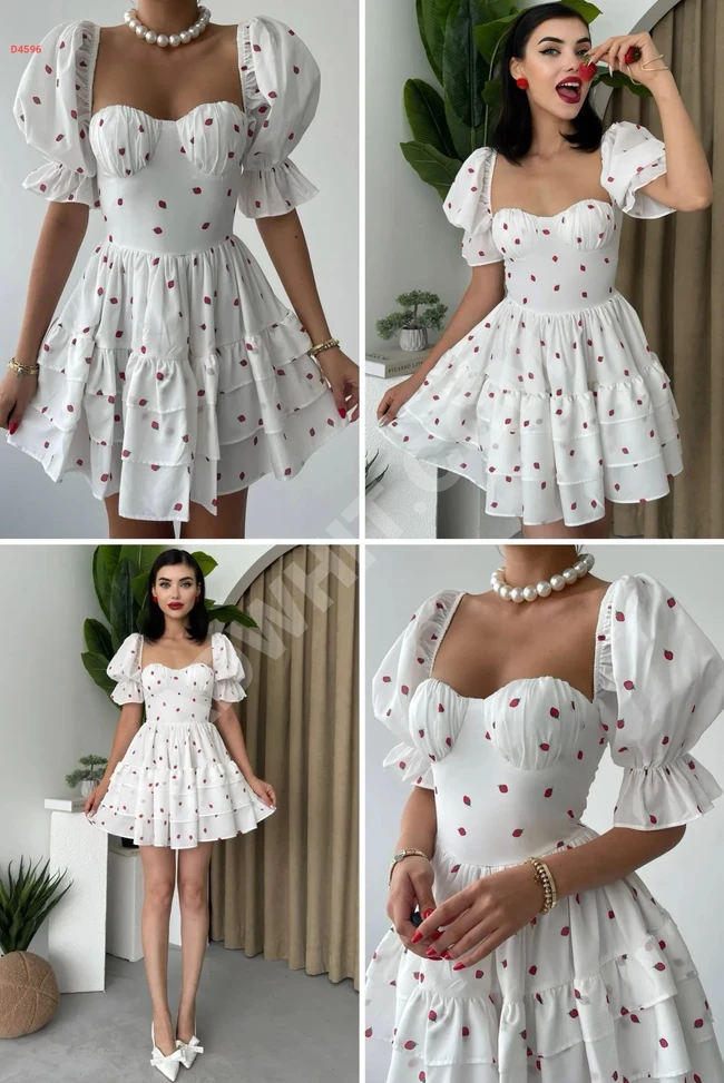 Short dress with a strawberry print