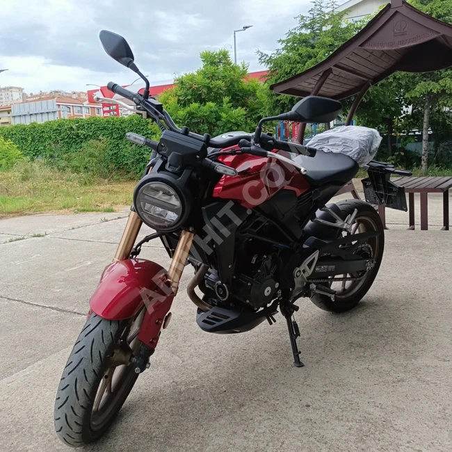 Honda CB250R without defects