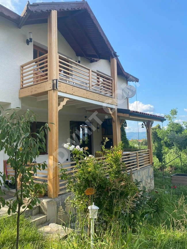 Villa with a forest view, 2+1, near the sea in Sapanca, Turkey