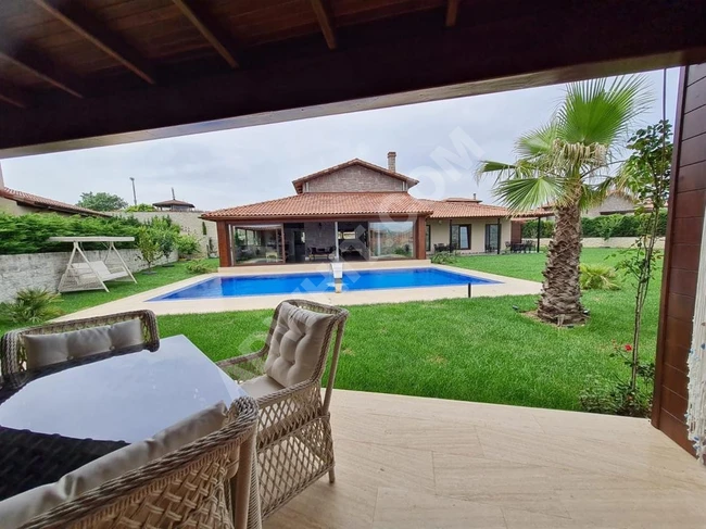 Villa for annual rent, furnished with a private pool