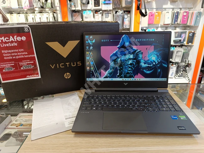 HP VICTUS 15