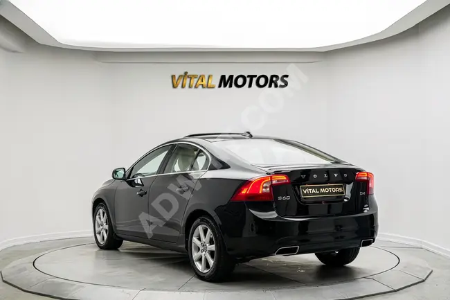 Vital Motors - Diesel. Automatic Volvo S60 2.0 Advance 190 horsepower