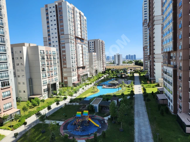 For rent: an apartment in Bahçeşehir Orhan Gazi within the Avrupark Hayat complex