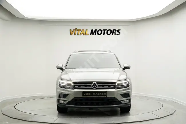 Volkswagen Tiguan panoramic roof, agent release color, 2017