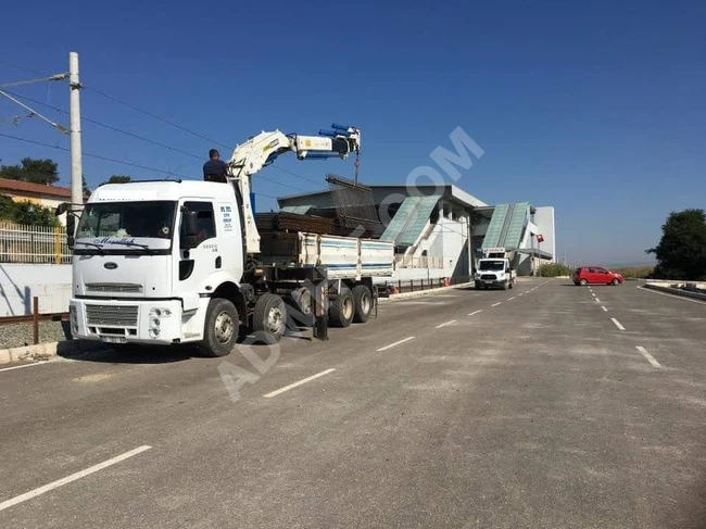 10-ton capacity truck crane with an articulated arm, joint Italian-Turkish production