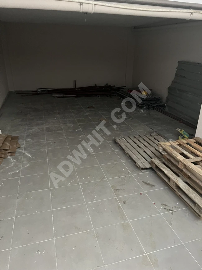 Shop for rent with a warehouse in a new building with an area of 350 square meters in Yakuplu