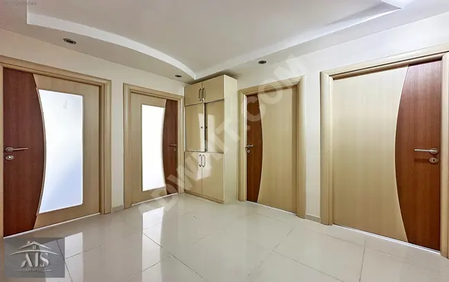 An apartment on a middle floor close to Beykent Kolan Hospital on the main street! From ALS YAPI