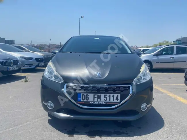 Peugeot 2014 model / 63,000 km / no paint or damage