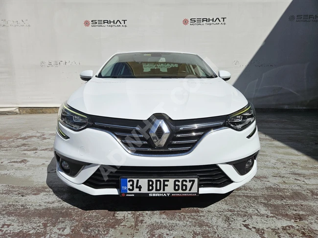 Renault Megane Model 2018 - Icon - *E.D.C* with Massage + Rear View Camera + Navigation System + BI-XENON +"