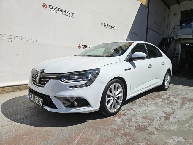 Renault Megane Model 2018 - Icon - *E.D.C* with Massage + Rear View Camera + Navigation System + BI-XENON +"