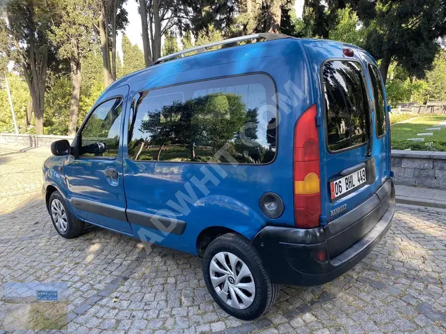 Renault Kangoo, the most beautiful. I have a family vehicle. Air-conditioned, don't miss the opportunity